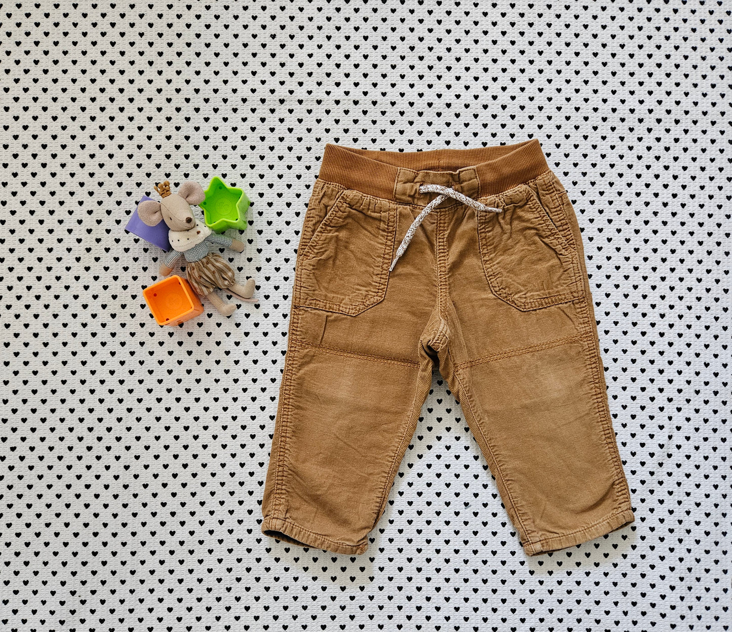 Minis Junge | Cordhosen leicht gefüttert von H&M, Gr. 74