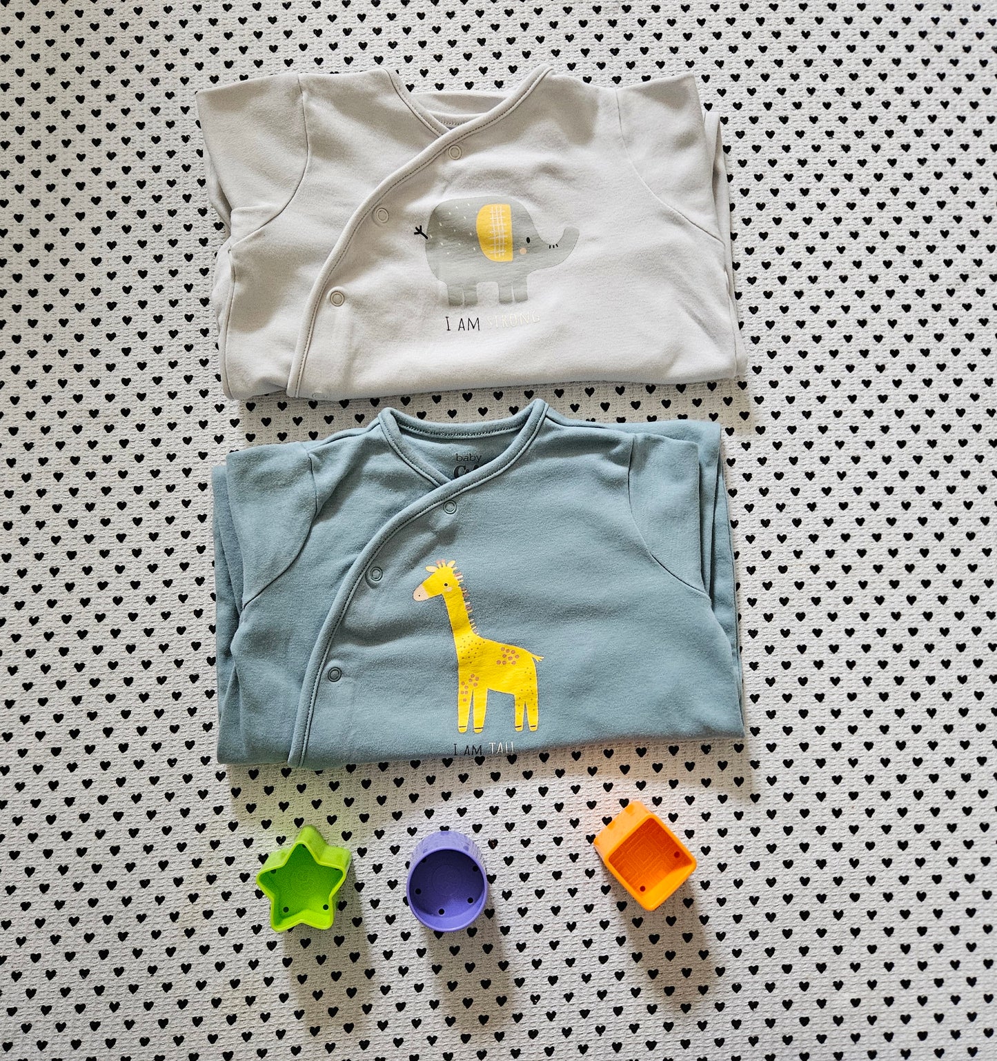 Minis Junge | Unisex | 2er-Pack Pyjama/Einteiler von C&A, Gr. 80