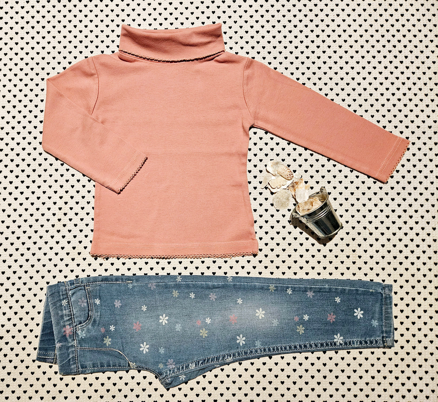 Kids | Mädchen | Set: Rollkragenpullover und Jeans, Gr. 98