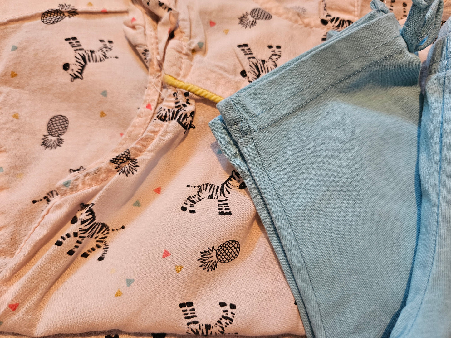 Minis Mädchen | Set: Tunika und Leggings 3/4, Gr. 86/92