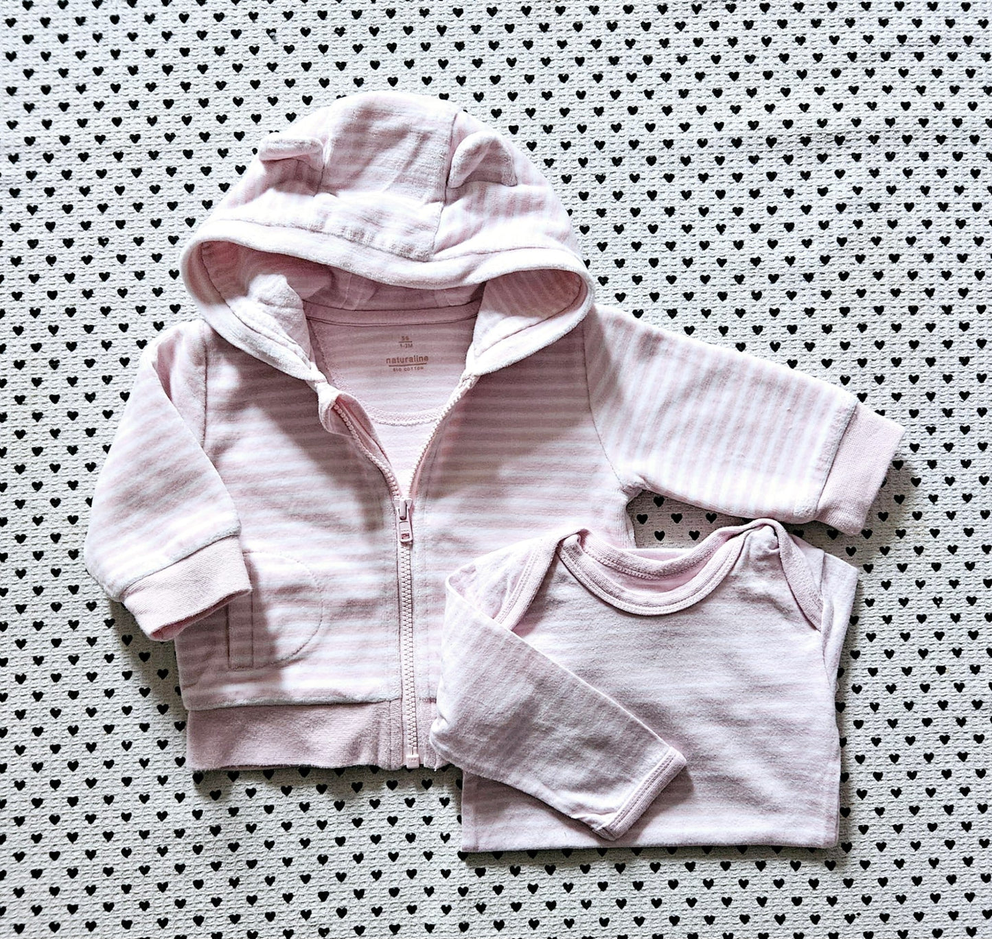Minis Mädchen | 2-tlg. Set: Kapuzenjacke und Body (beides Naturaline), Gr. 56