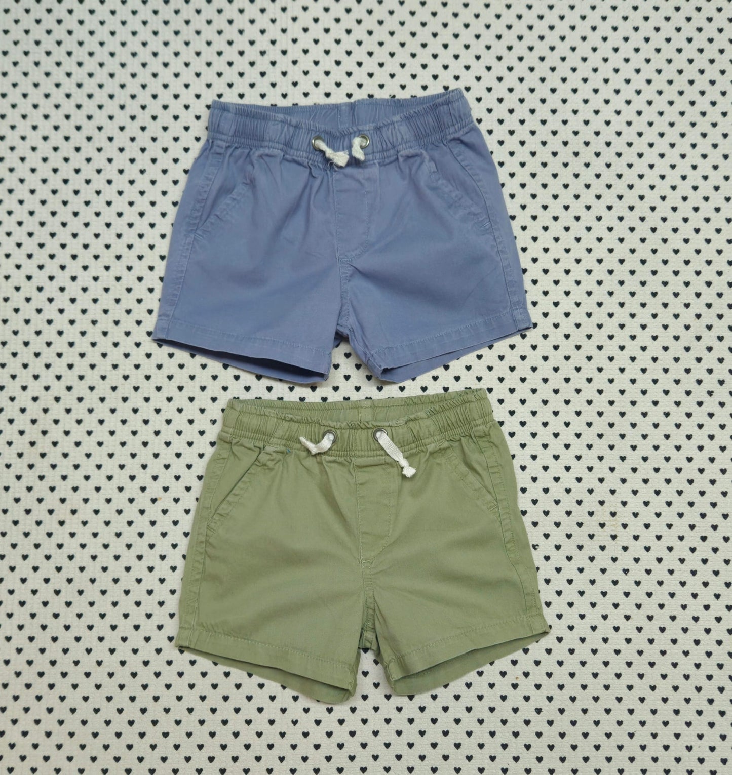 Minis Junge | Unisex | 2er-Pack: Shorts (H&M), Gr. 80
