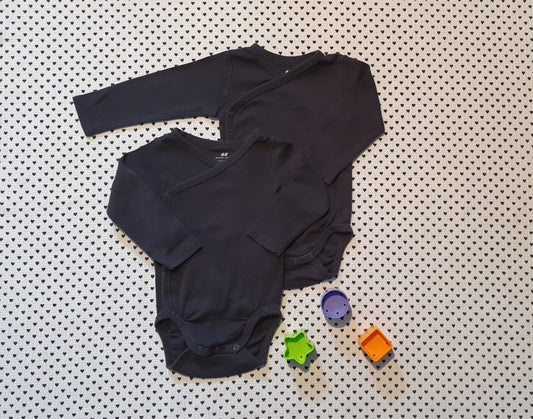 Minis Junge | Unisex | 2er-Pack: Wickelbody Langarm von H&M, Gr. 74