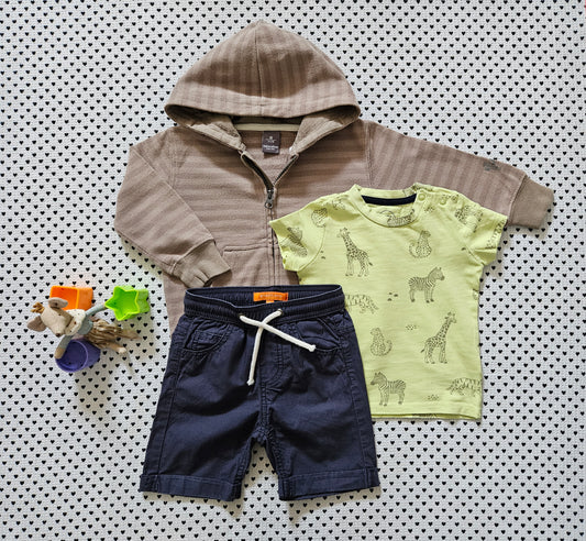 Minis Junge | 3-tlg. Set: T-Shirt, Shorts und Kapuzenjacke, Gr. 80
