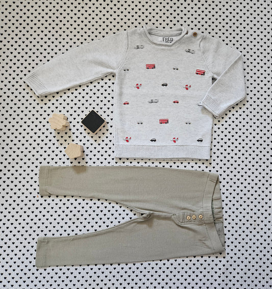 Minis Junge | Set: Strickpullover von Fred & Flo und Trainerhose/Leggings von H&M, Gr. 80