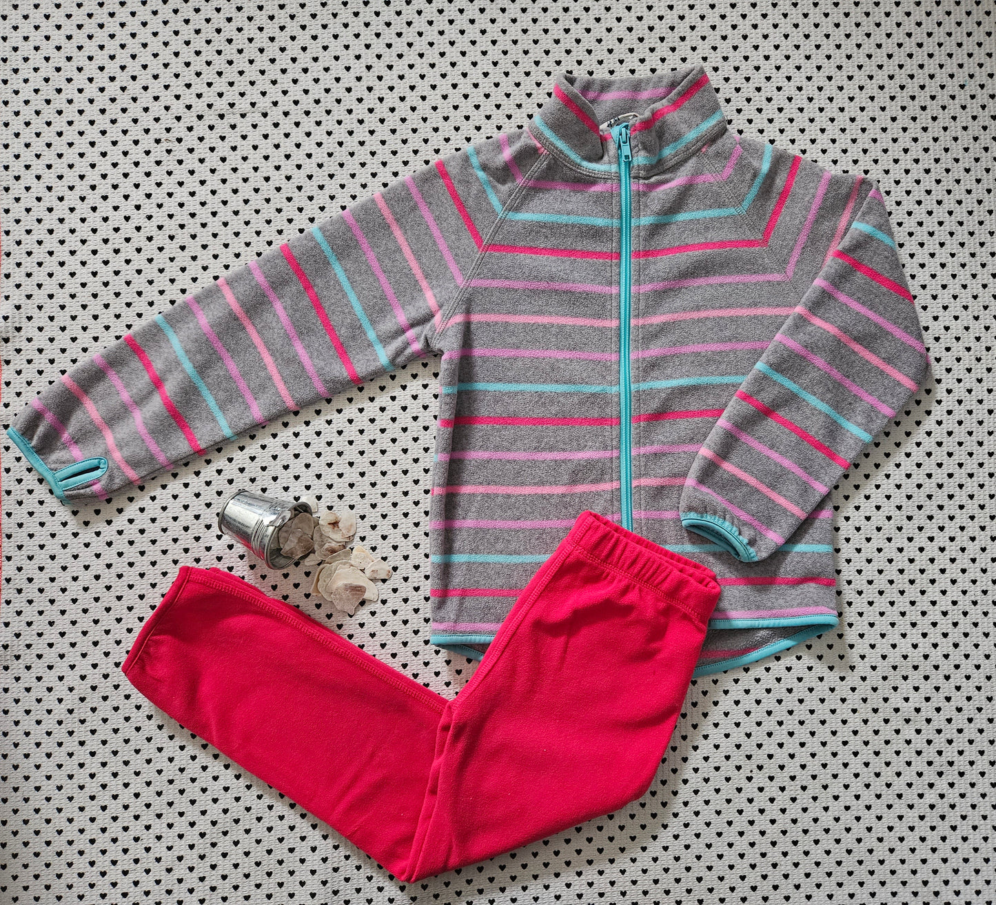 Kids | Mädchen | Set: Fleecejacke von H&M und Fleecehose von Tschibo, Gr. 110/116