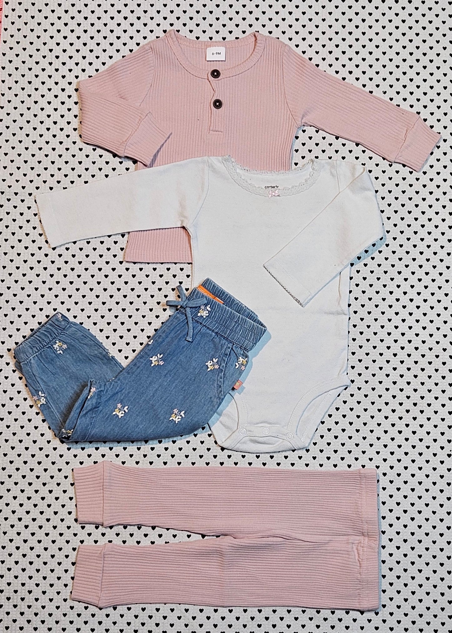 Minis Mädchen |4-tlg. Set: Body, Leggings, Langarmshirt und Hose, Gr. 74/80