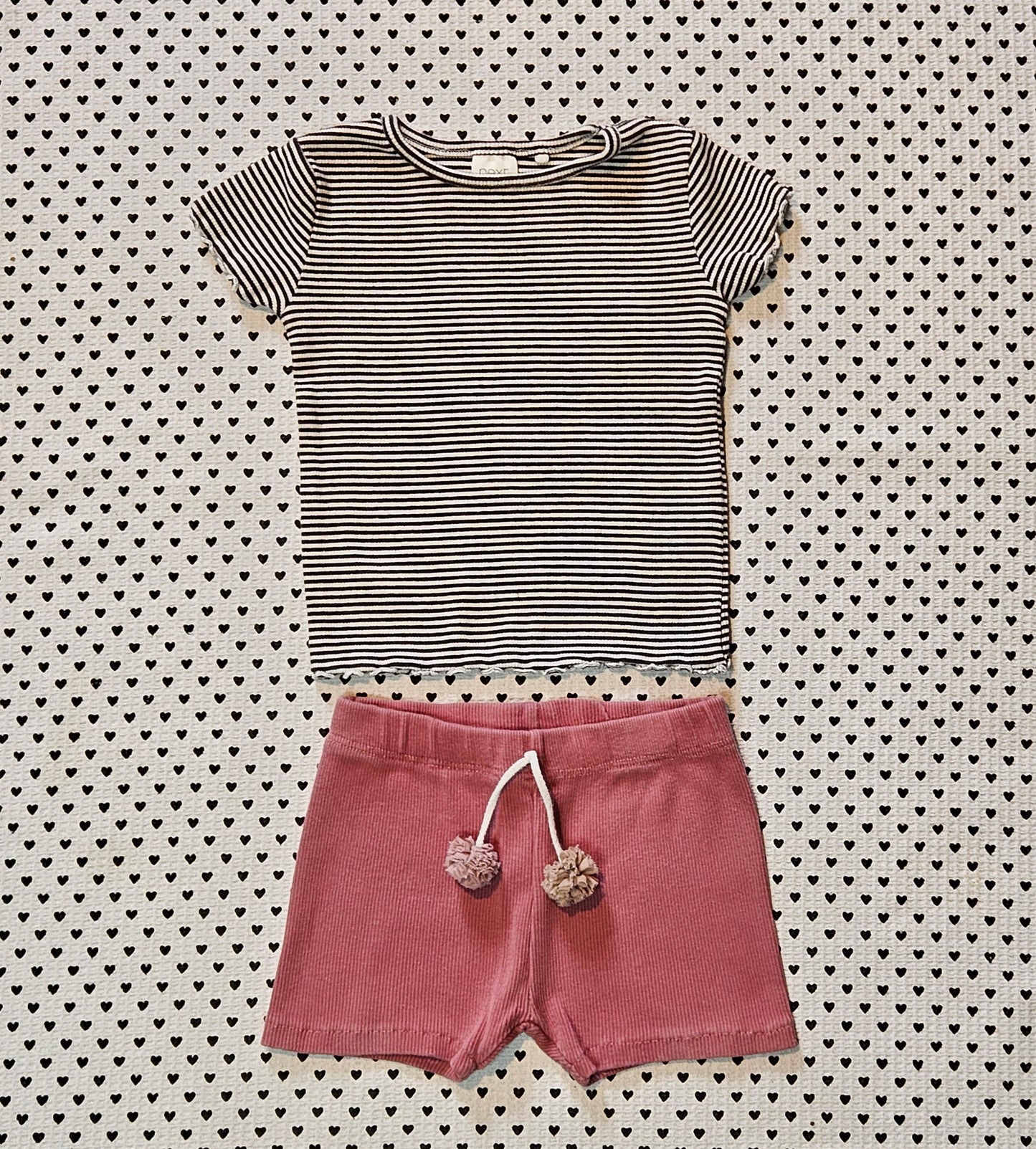 Minis Mädchen | Set: T-Shirt von Next und Shorts von Zara, gerippt, Gr. 74