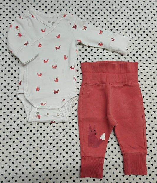 Minis Junge | Unisex | 2 tlg. Set: Wickelbody und Leggings von Lindex, Gr. 50/56