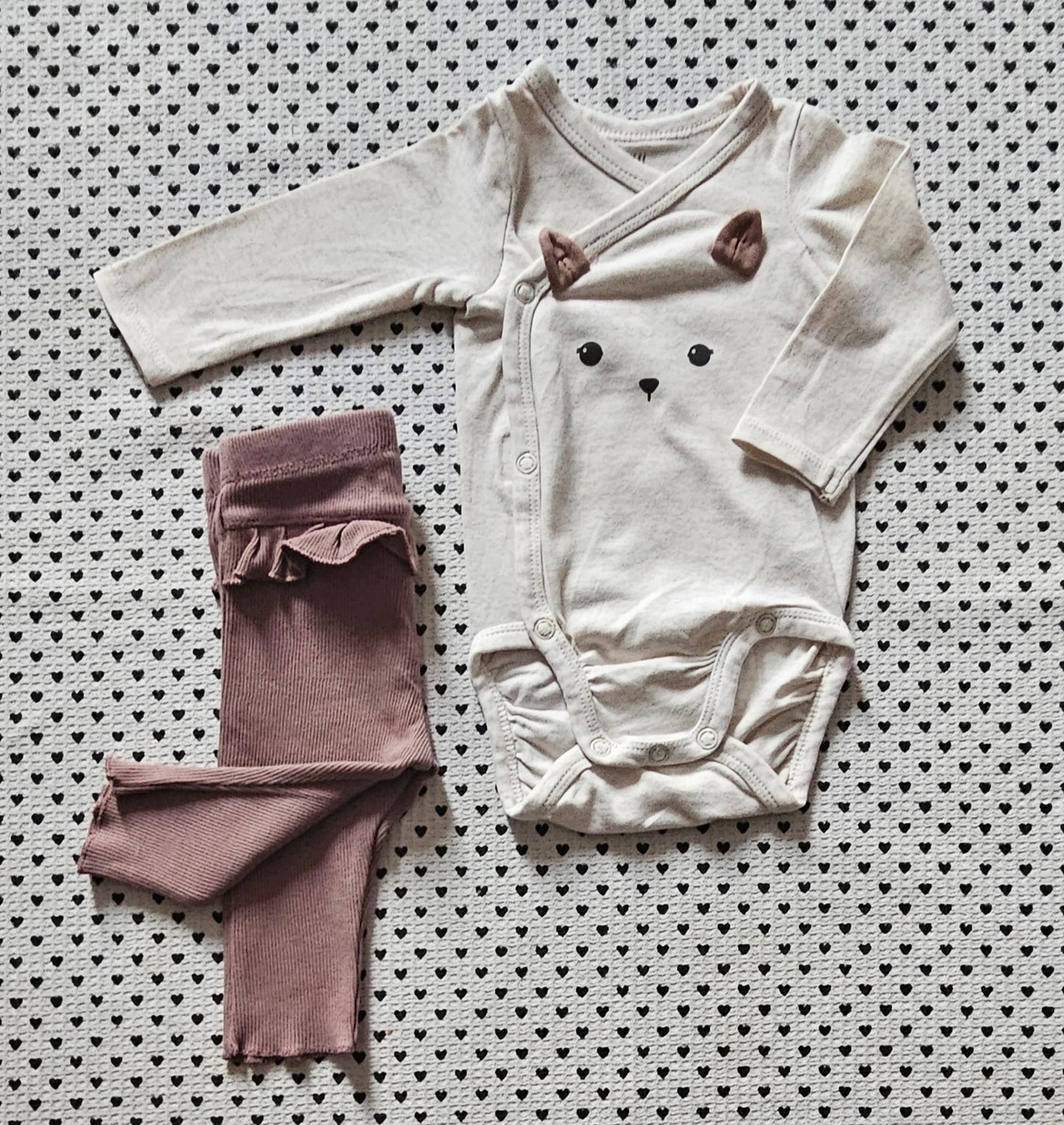 Minis Mädchen | 2-tlg. Set: Wickelbody (H&M) und Leggings (H&M), Gr. 56