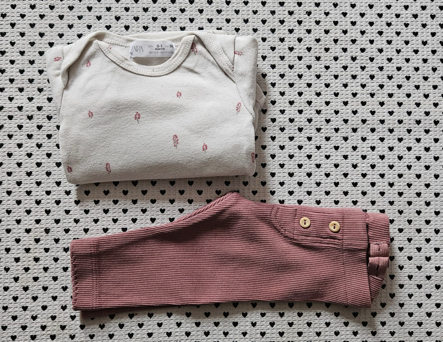 Minis Mädchen | 2-tlg. Set: Body (Zara) und Leggings (ohne Label), Gr. 56
