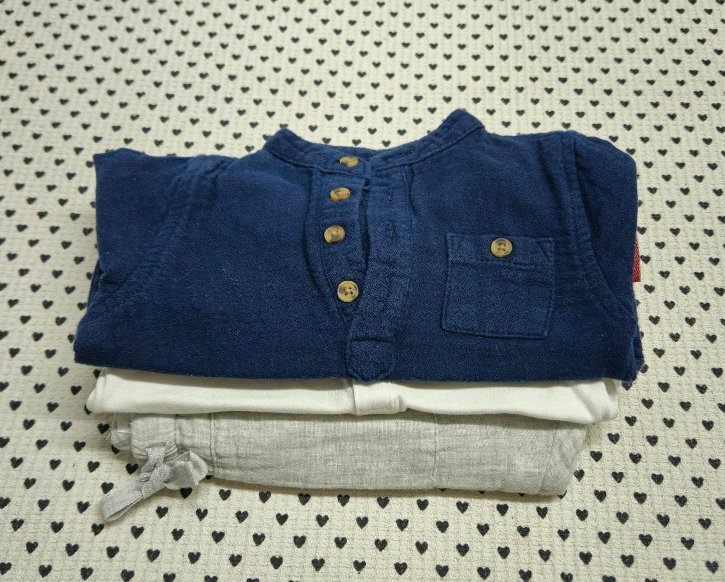 Minis Junge | 3-tlg. Set: Langarmshirt + Hemd (Kiabi), Hose (Zara), Gr. 62/68