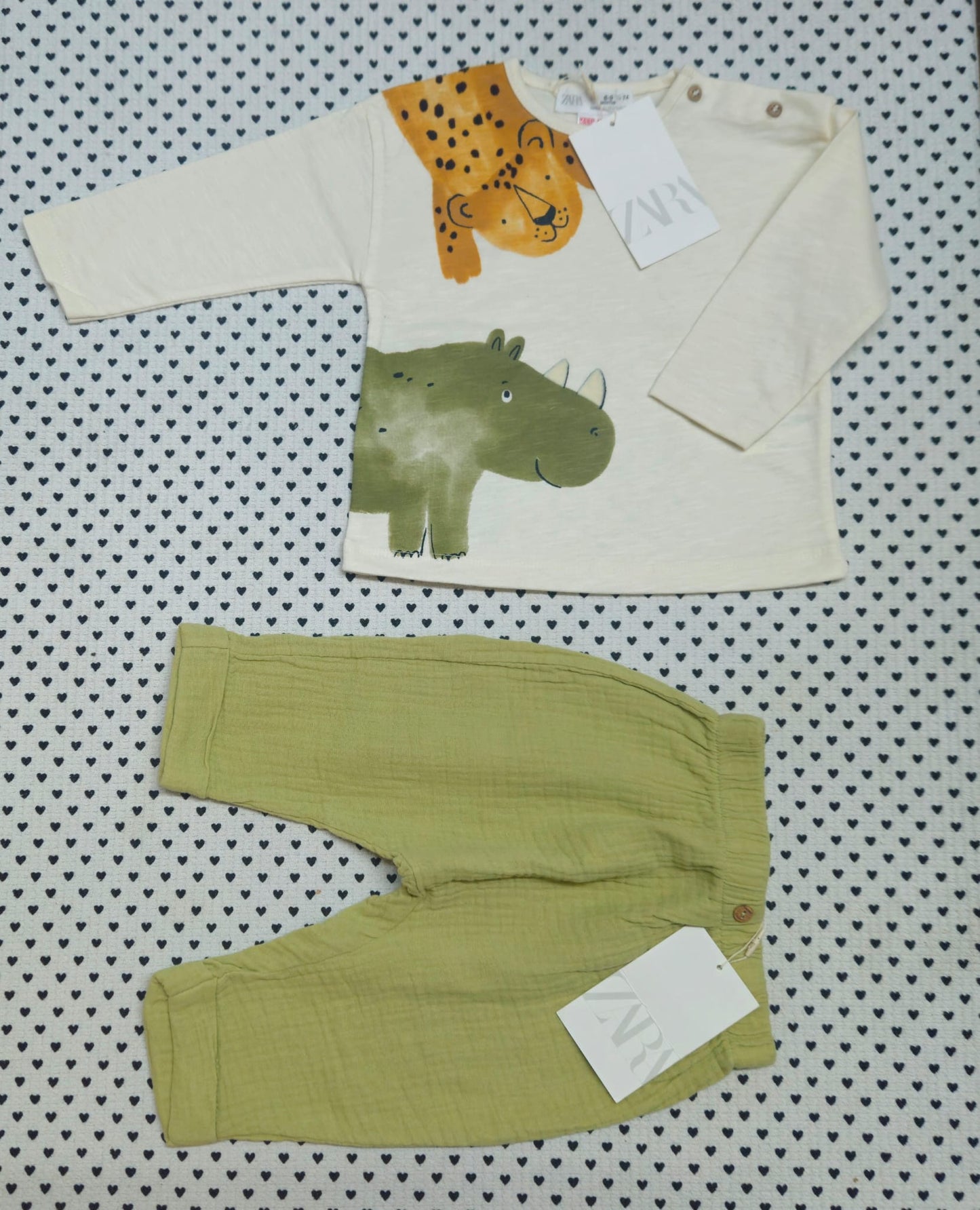 Minis Junge | Unisex | 2-tlg. Set: Langarmshirt und Musselinhose (Zara), Gr. 68