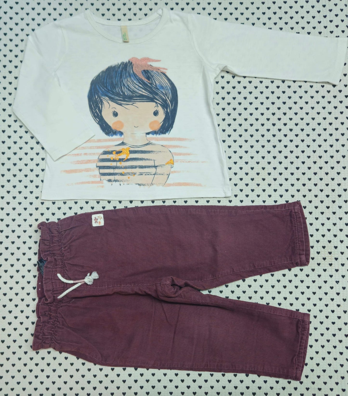 Minis Mädchen | 2-tlg. Set: Langarmshirt (Benetton) und Cordhose (H&M), Gr. 80/86