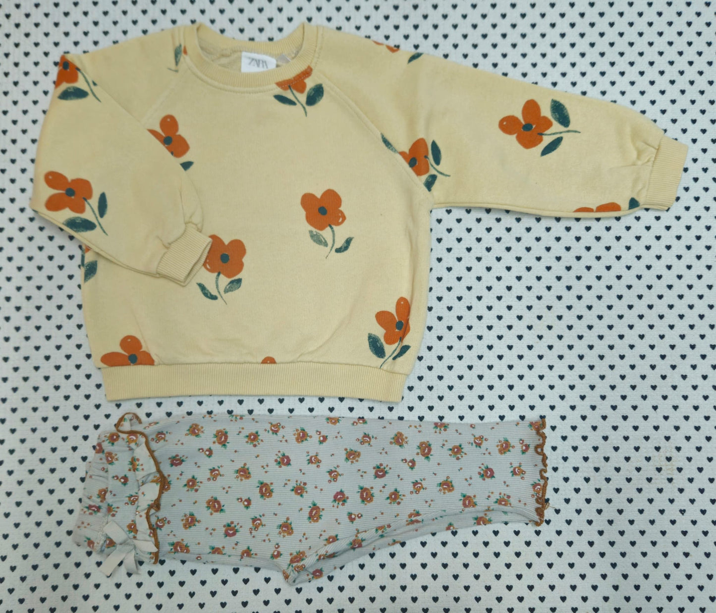 Minis Mädchen | 2-tlg. Set: Pullover und Leggings (Zara), Gr. 80