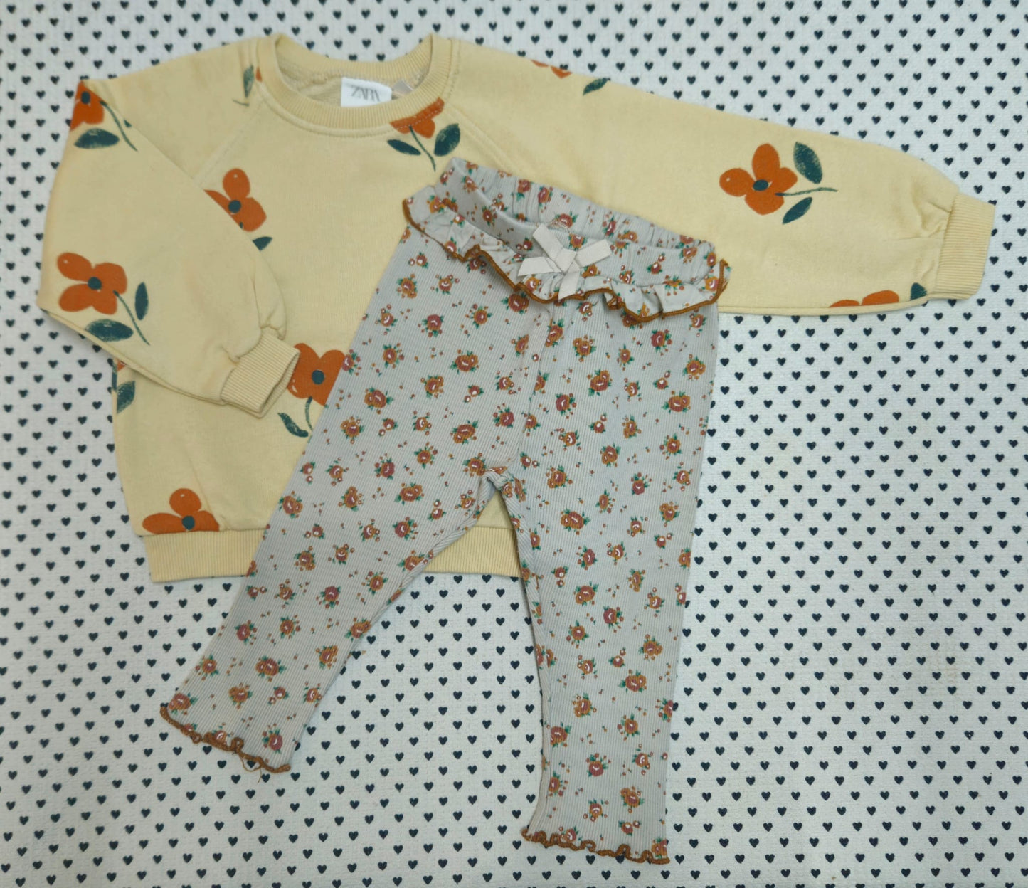 Minis Mädchen | 2-tlg. Set: Pullover und Leggings (Zara), Gr. 80