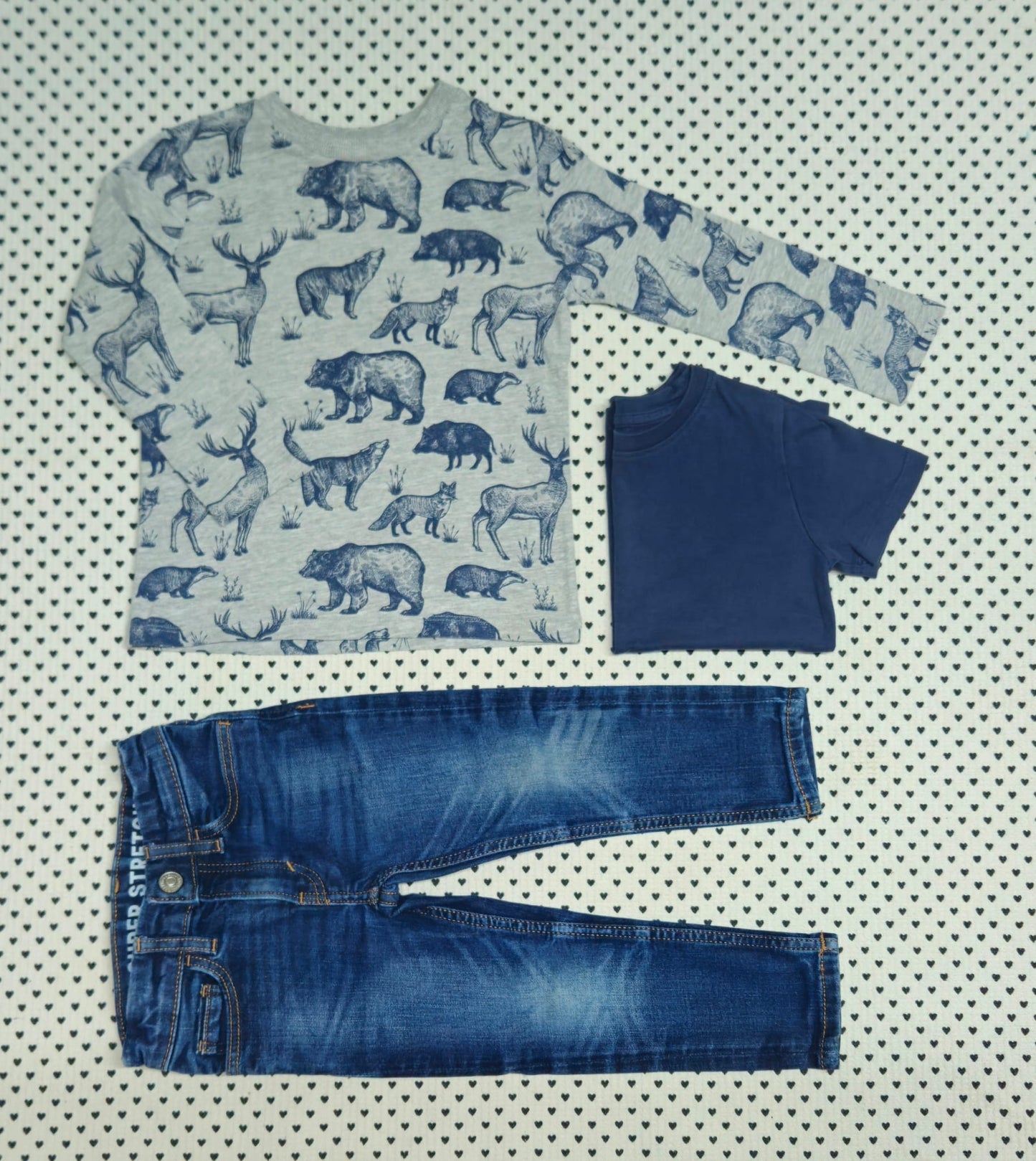 Kids | Junge | 3-tlg. Set: T-Shirt (H&M), Langarmshirt (Alana), Jeanshose (H&M), Gr. 98