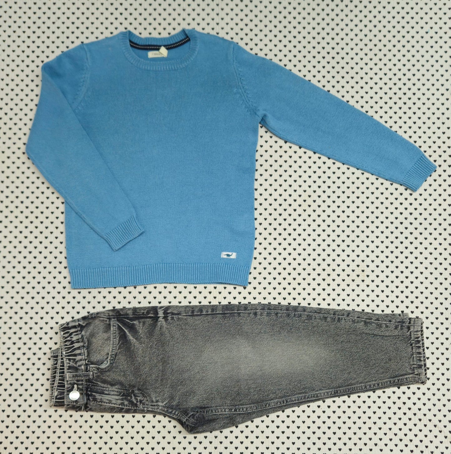 Kids | Junge | 2-tlg. Set: Strickpullover (Sfera) und Jeanshose (H&M), Gr. 116