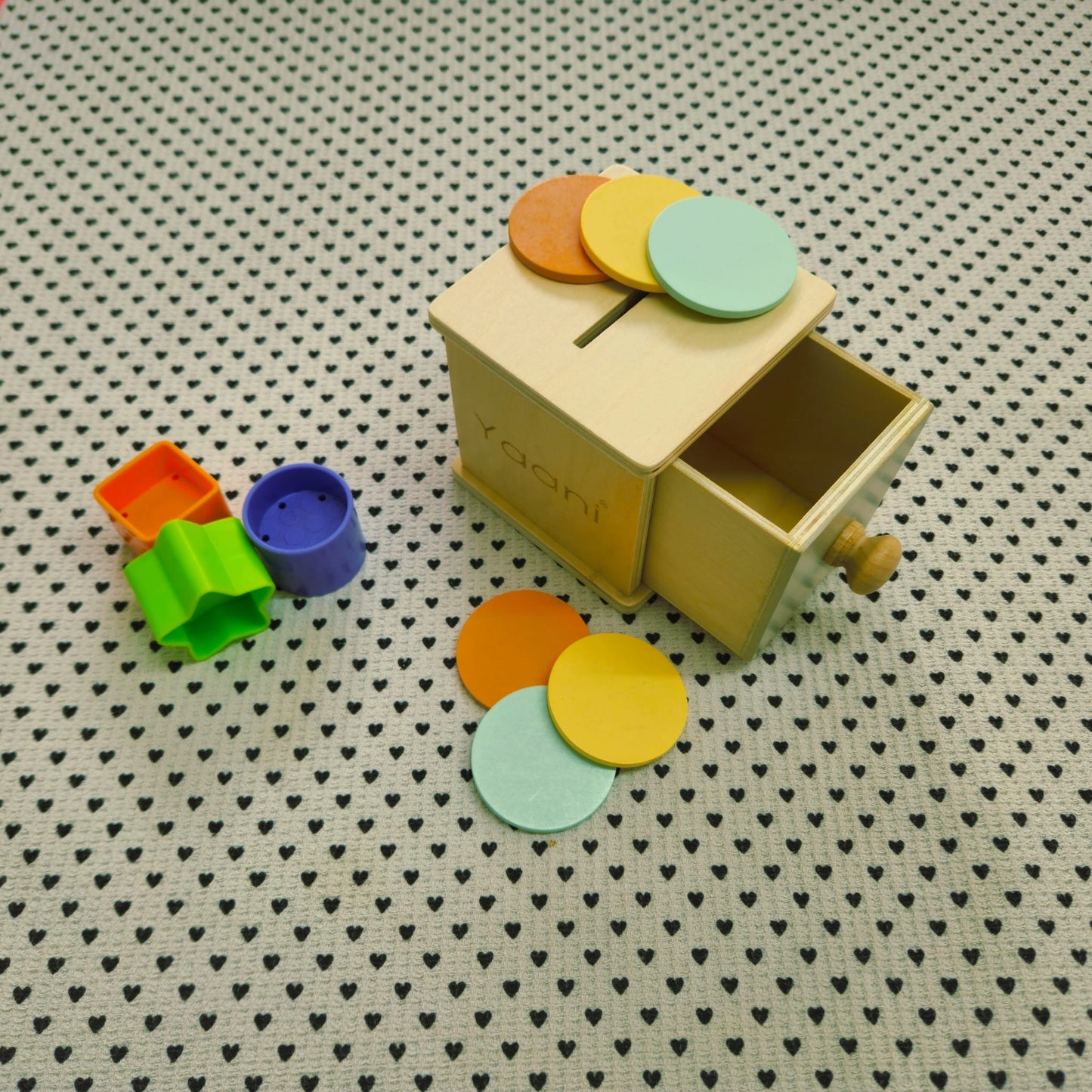 Spielsachen | Sortierbox von Yoani