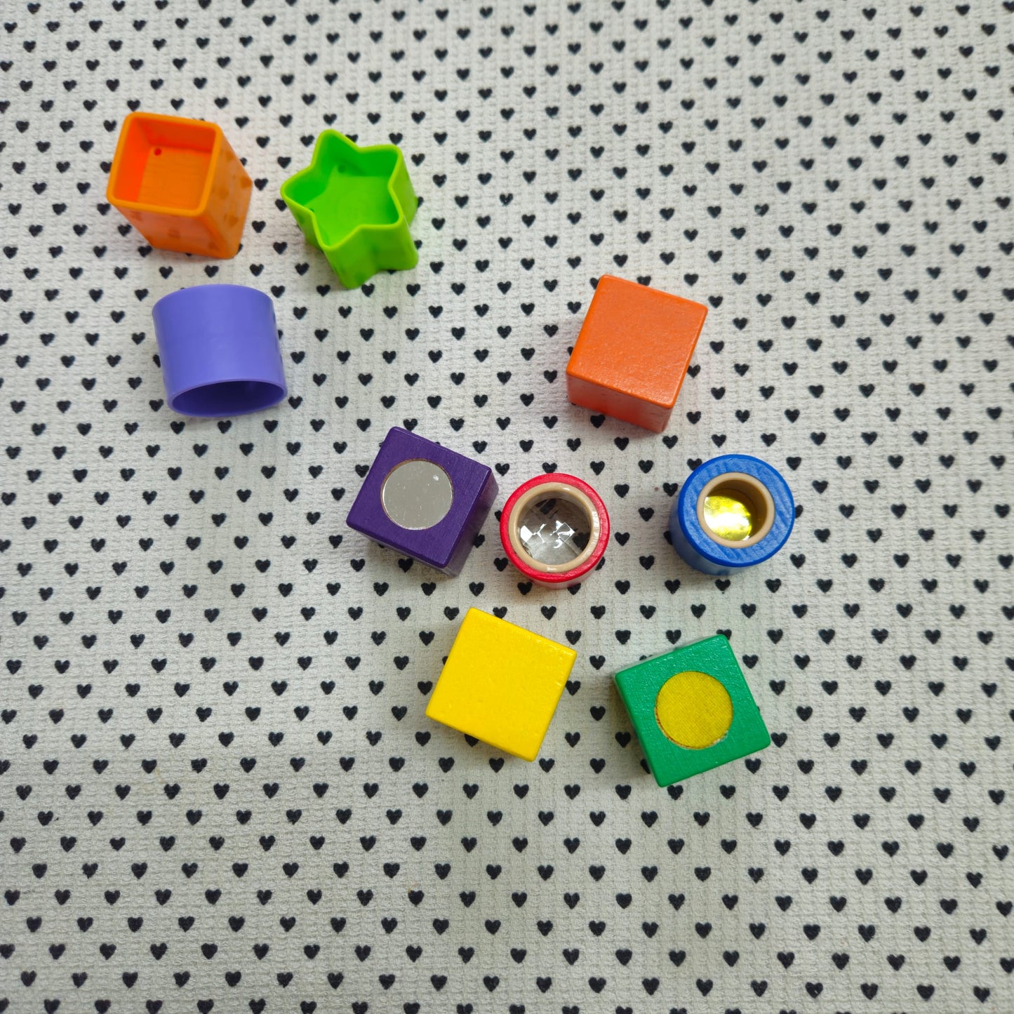 Spielsachen | Motorikwürfel-Set aus Holz (verschiedene Effekte)