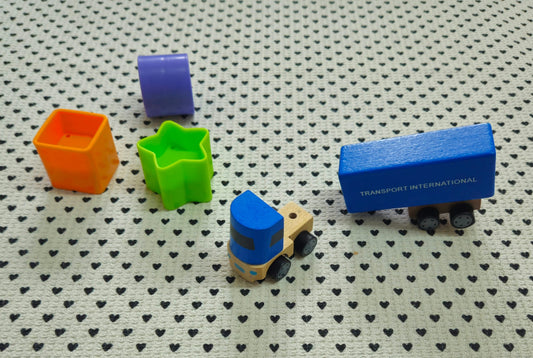 Spielsachen | Holz-Lastwagen mit Anhänger