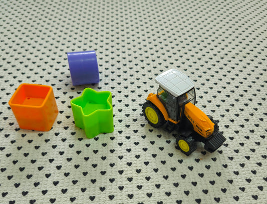 Spielsachen | Spielzeug-Traktor