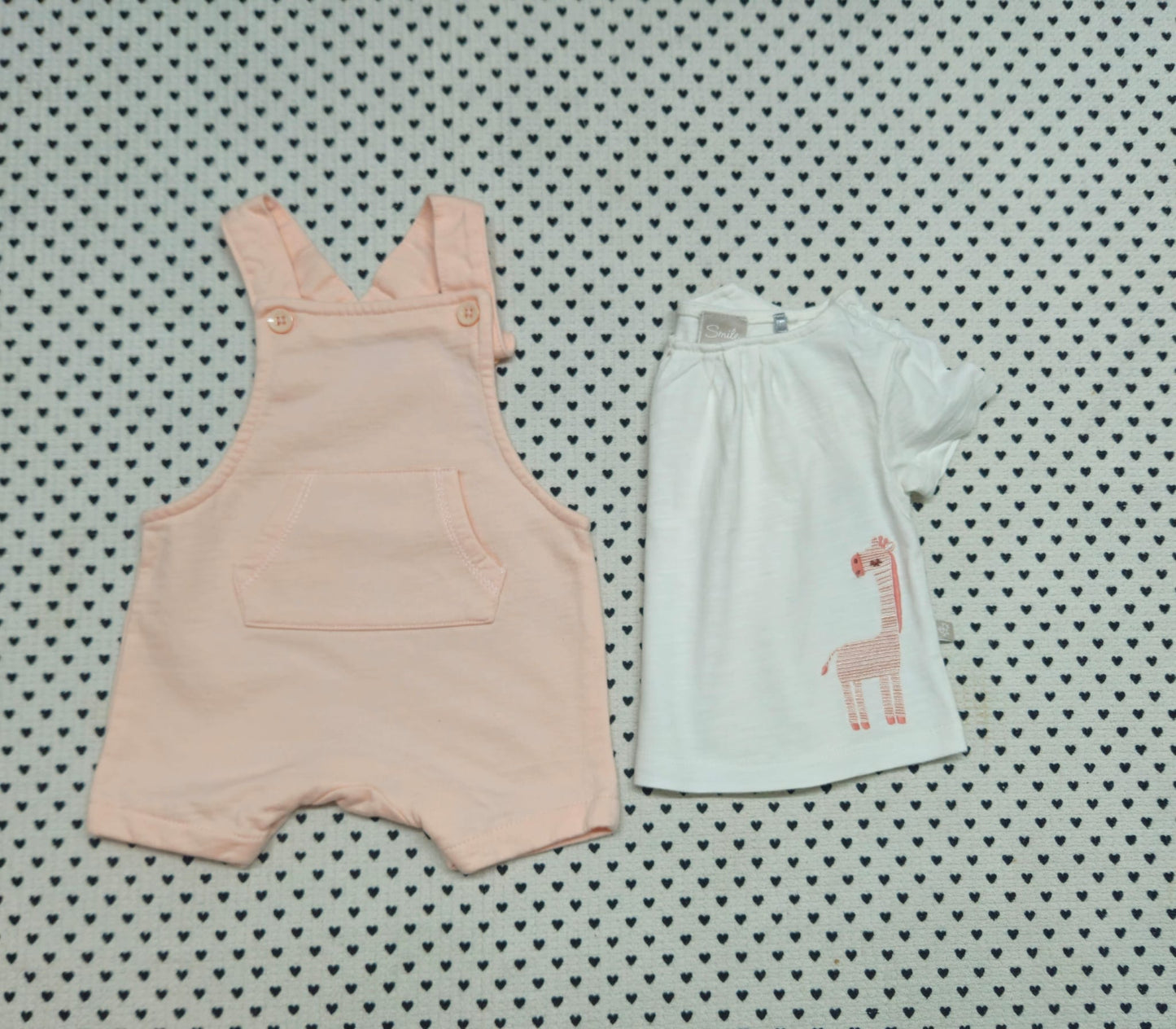 Minis Mädchen | 2-tlg. Set: T-Shirt und Latzhose (Smile), Gr. 56