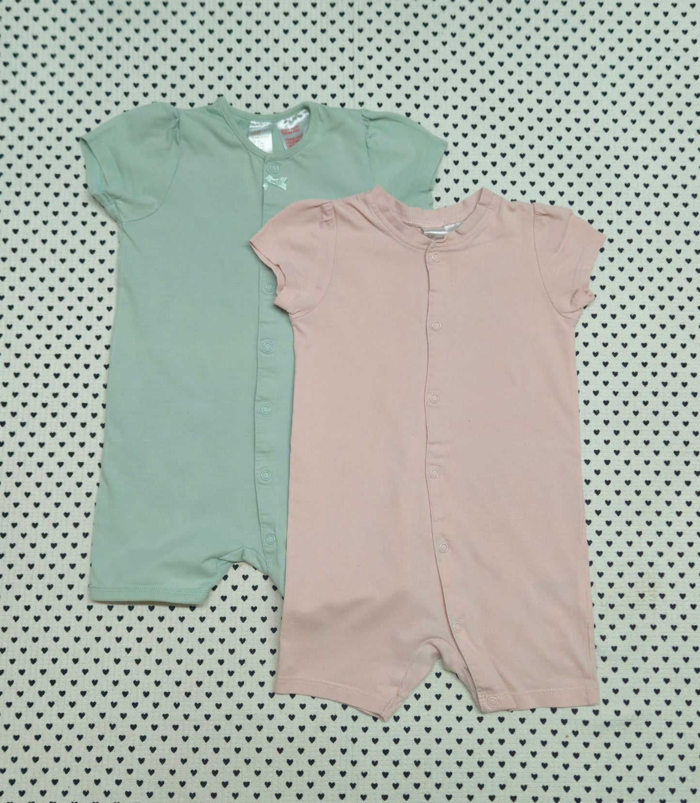 Minis Mädchen | 2er-Pack: Pyjama/Einteiler (H&M), Gr. 80